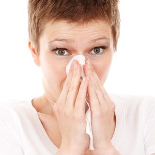 Mit Hausmittel lässt sich Nasebluten stoppen und vorbeugen