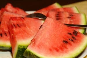 Mit Wassermelonensamen lassen sich natürlich Nierensteine entfernen