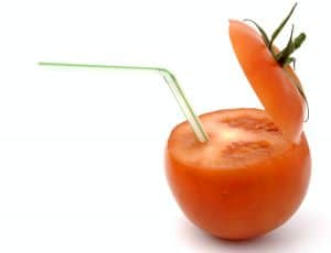 Tomatensaft heilt eitrige Angina und Mandelentzündung.